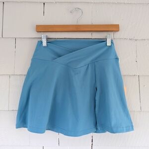 NWT Blogilates Teal Blue Athletic Skirt Size Medium